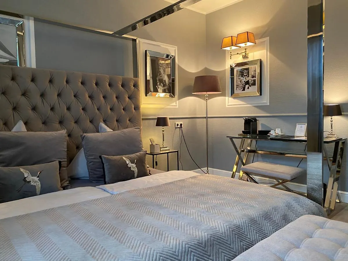 ****  Boutique Hotel Villa Sarah Düsseldorf Niemcy